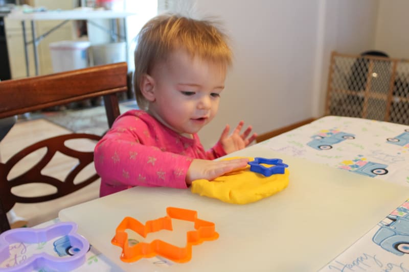 playdoh-10 girl patting the gluten free playdoh